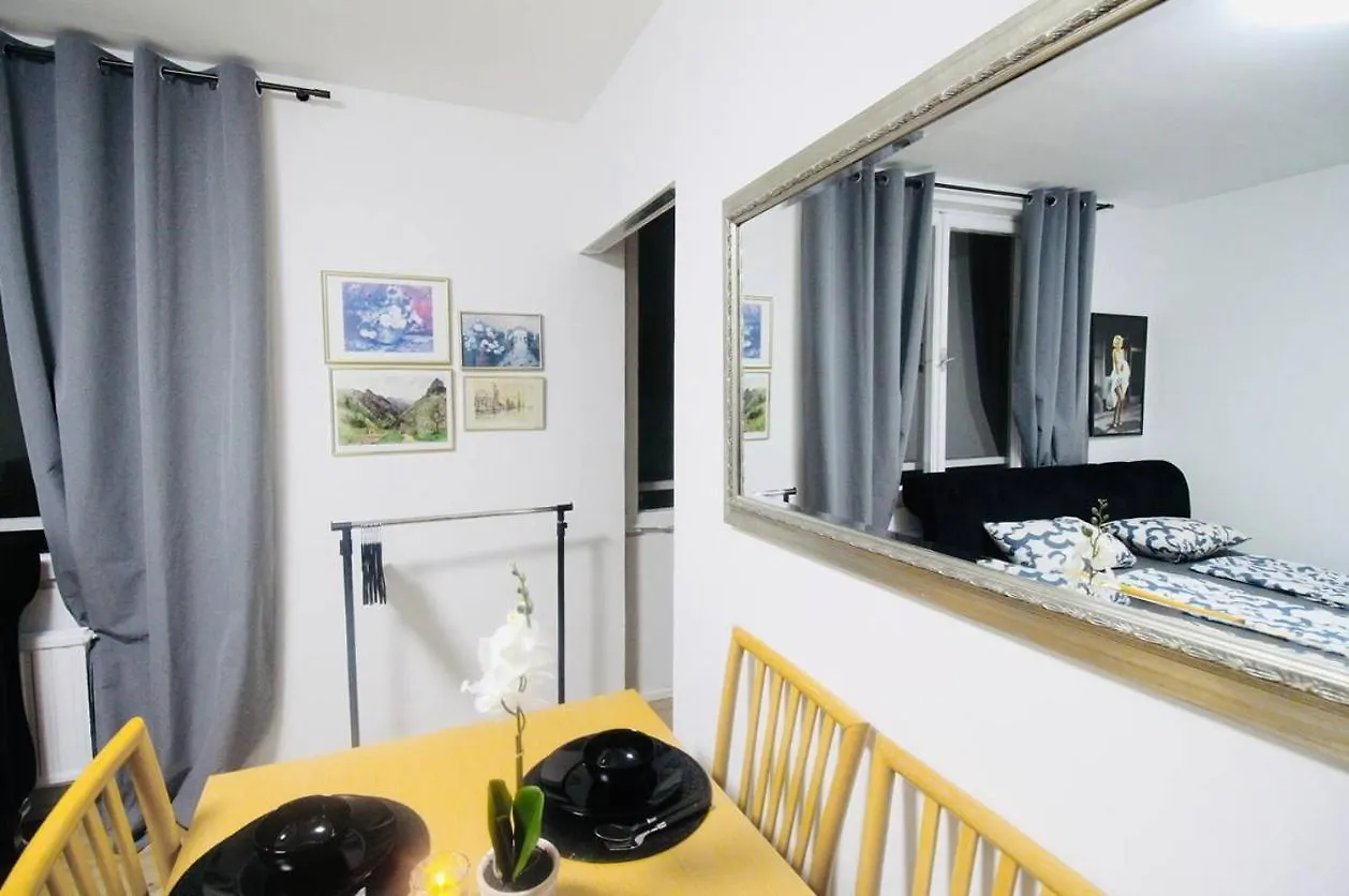 Modern Apartment In Millennium City Area ウィーン 0*,  オーストリア